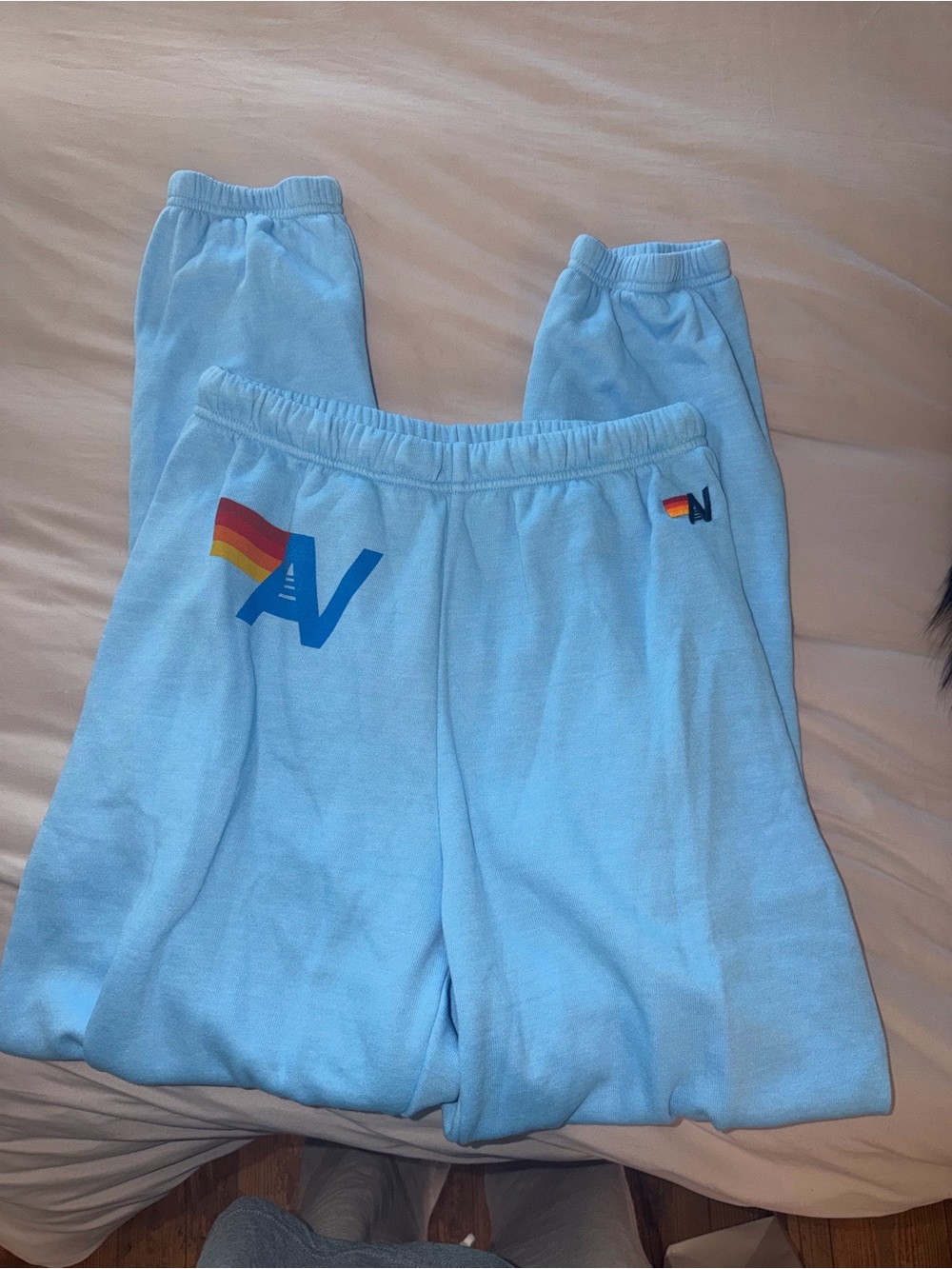 Aviator Nation sweats women’s size LARGE